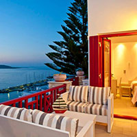 Hotel and rooms at Paros
